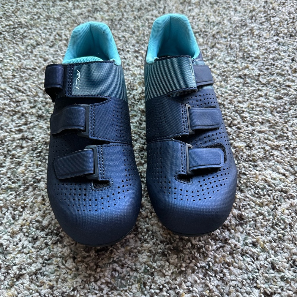 NWOT Shimano RC1 Women’s Cycling Shoes - Picture 2 of 7